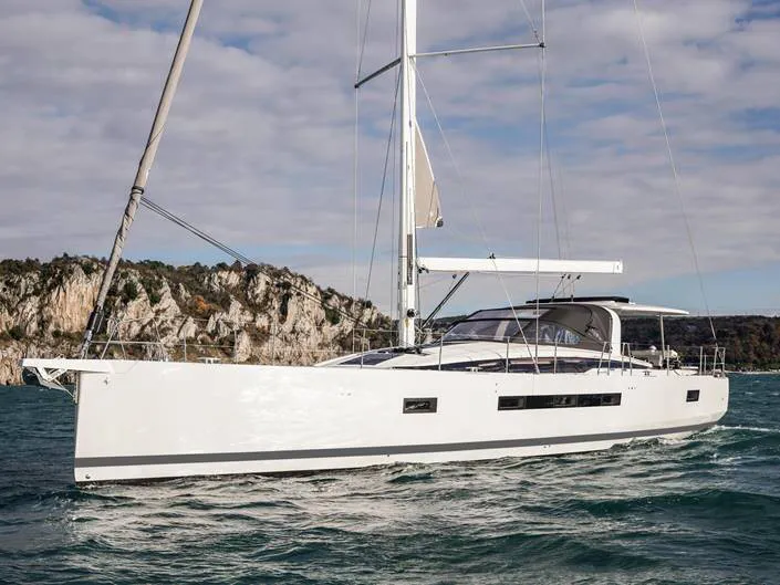 Uranos - Sailboat in Lavrio