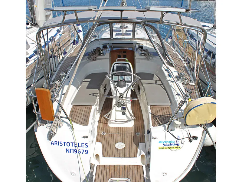 Aristoteles - Sailboat in Lavrio