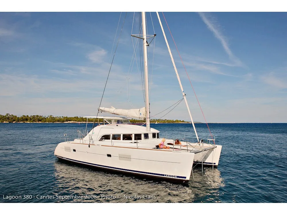 Manatéa - Catamaran in Hyères