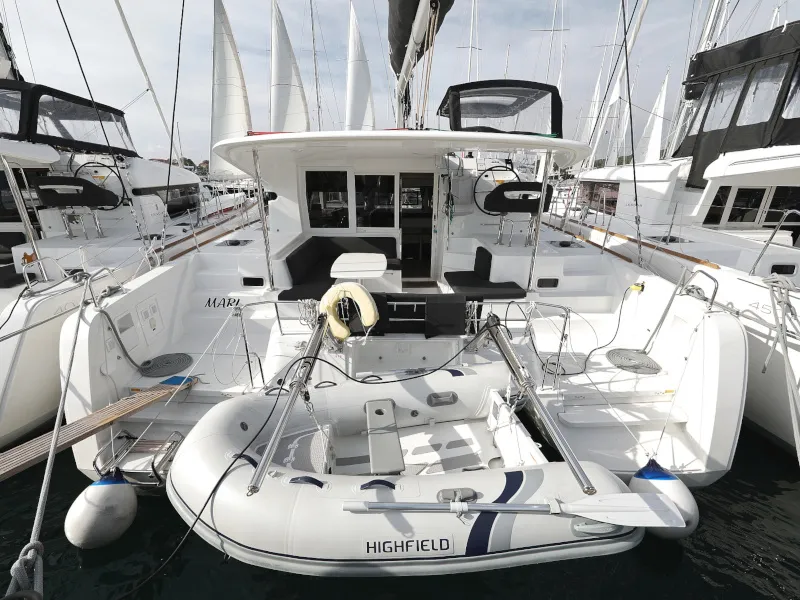 MARI - Catamaran in Bibinje