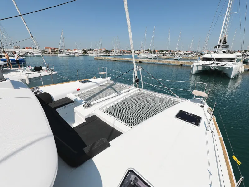 HOT STUFF - Catamaran in Bibinje