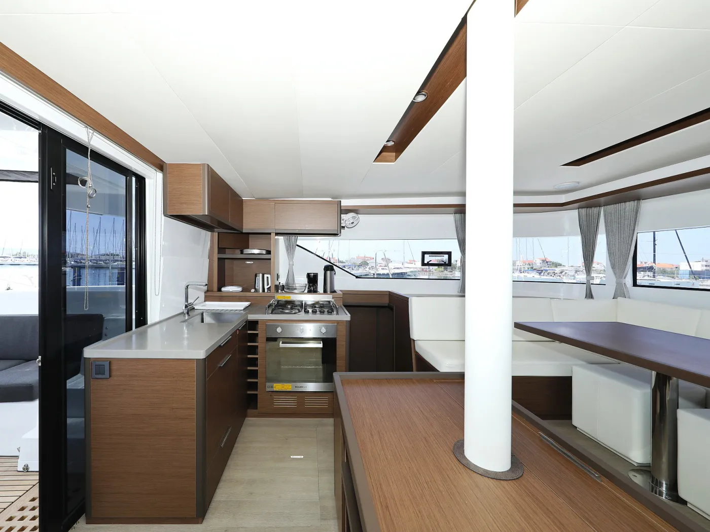 HIGH LIFE - Catamaran in Bibinje