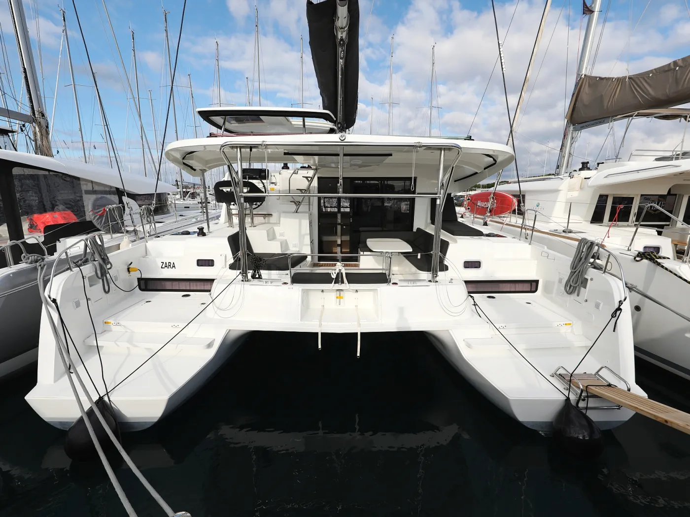 ZARA - Catamaran in Bibinje