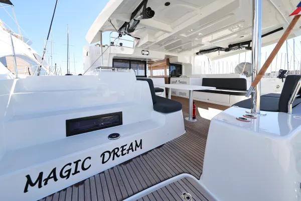 MAGIC DREAM