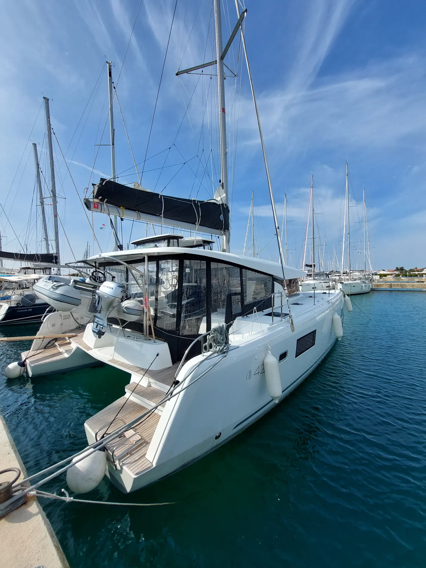 DALMATIA SUNRISE - Catamaran in Bibinje