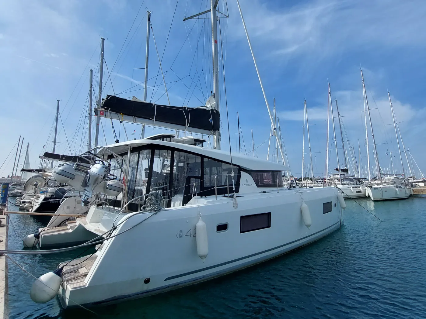 DALMATIA SUNRISE - Catamaran in Bibinje