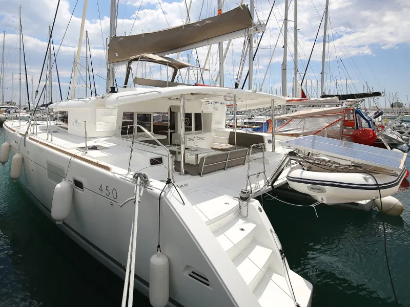 LADIES&GENTLEMEN - Catamaran in Bibinje