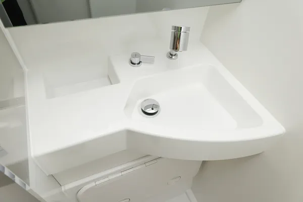 BRAND NEW LAGOON 43
