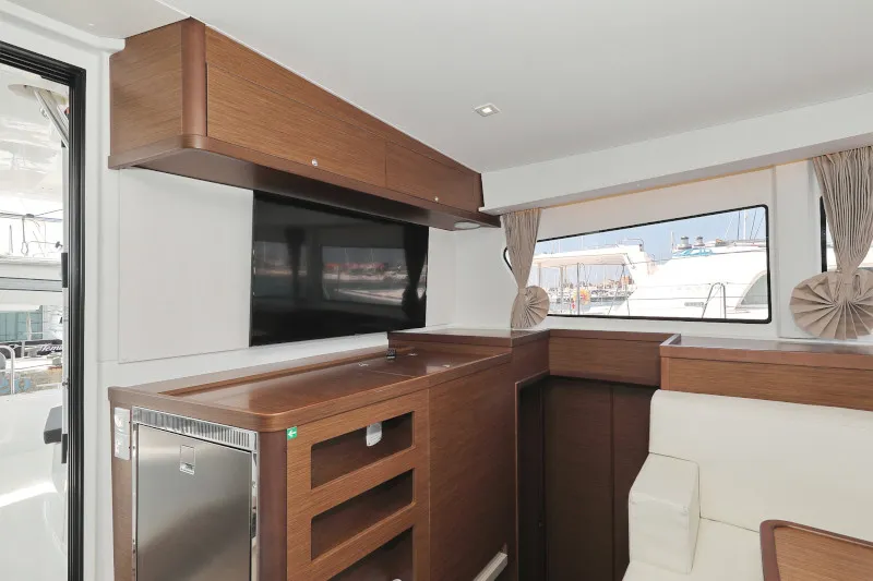 ROYAL SALUTE - Catamaran in Bibinje