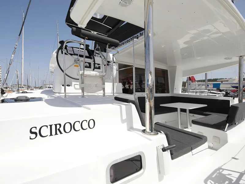 SCIROCCO - Katamaran içinde Bibinje