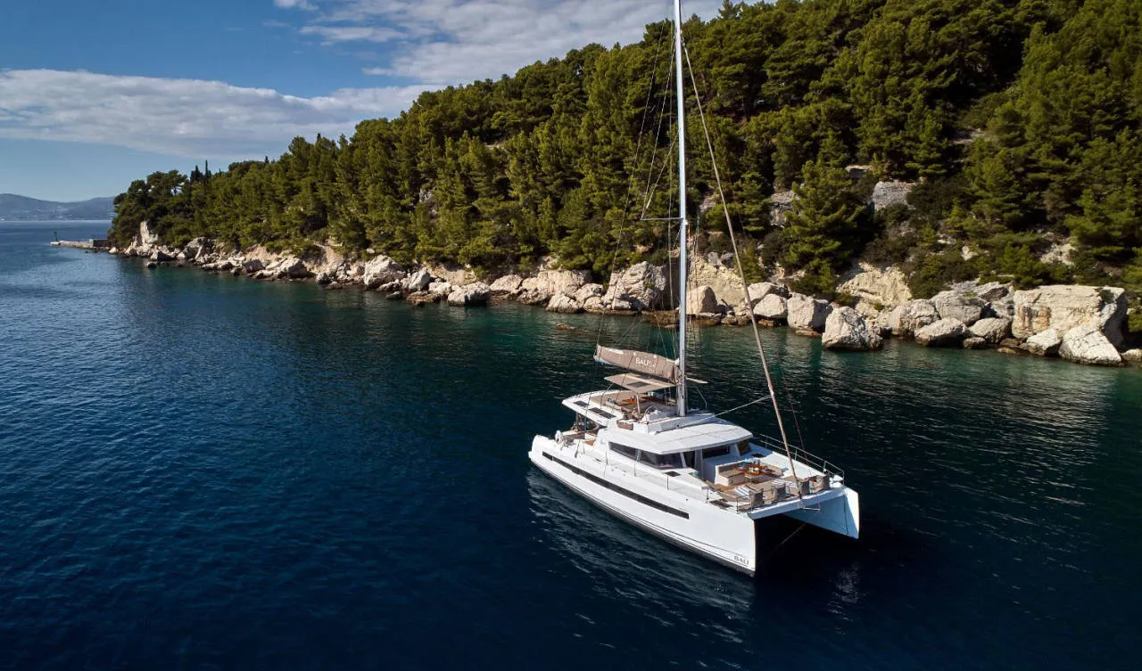 Atlantic - Catamaran in Golfo Aranci