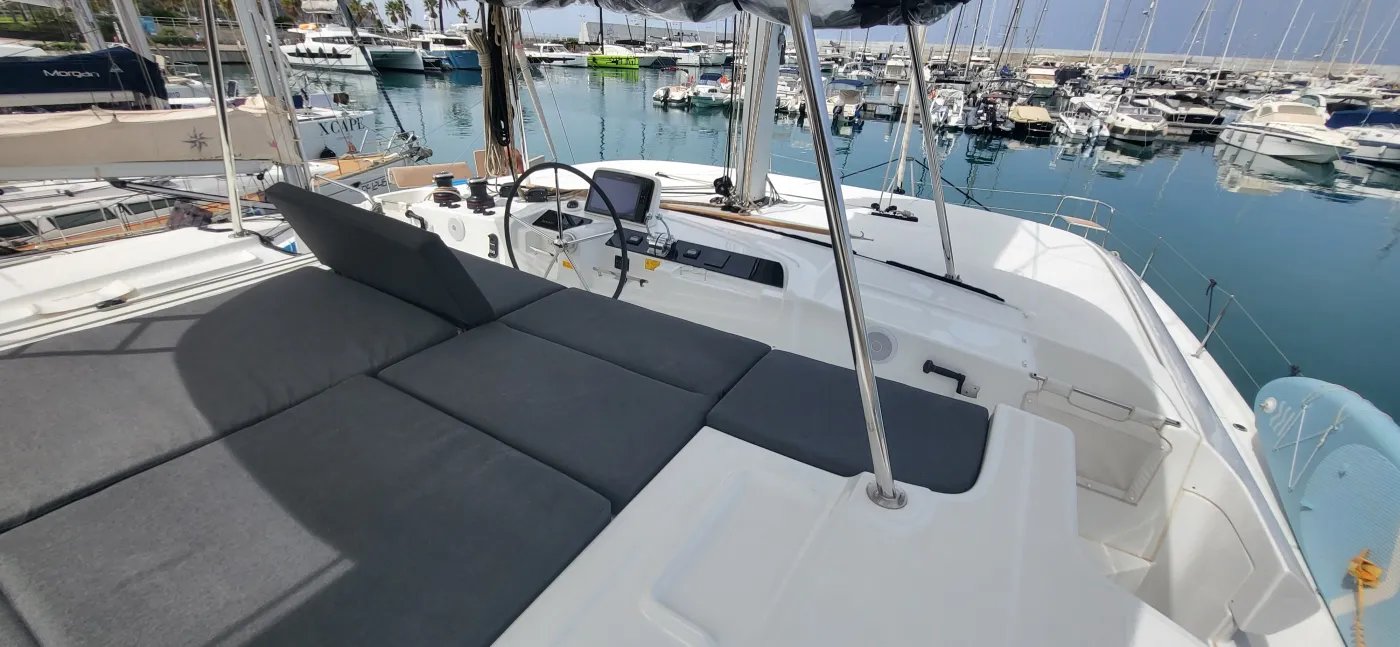 Good Vibes - Catamaran in Golfo Aranci