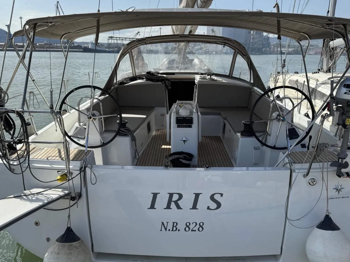 Iris - Sailboat in Volos