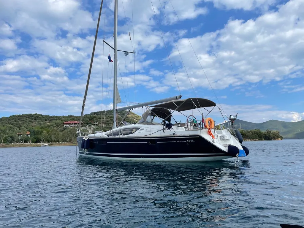 Aurora - Sailboat in Volos