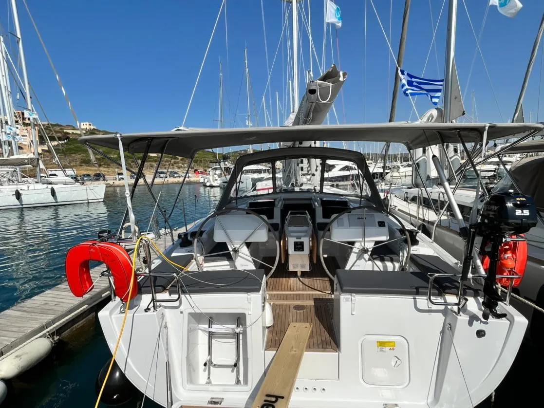 AVRA - Sailboat in Lefkada