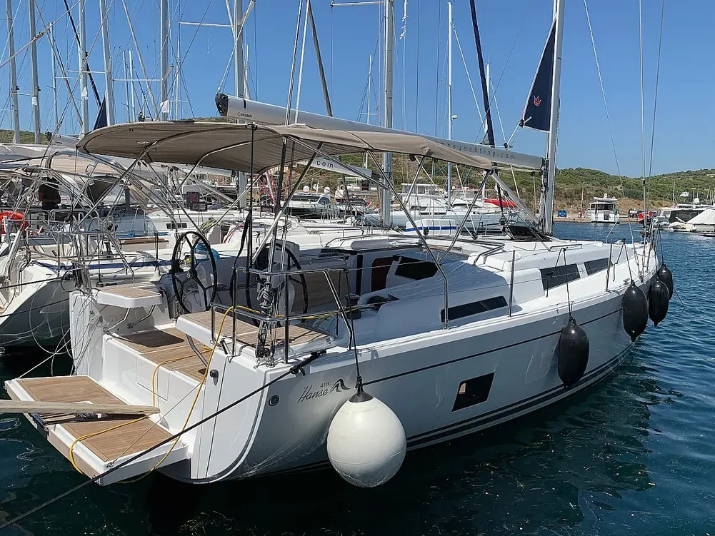 Piranha - Sailboat in Lefkada