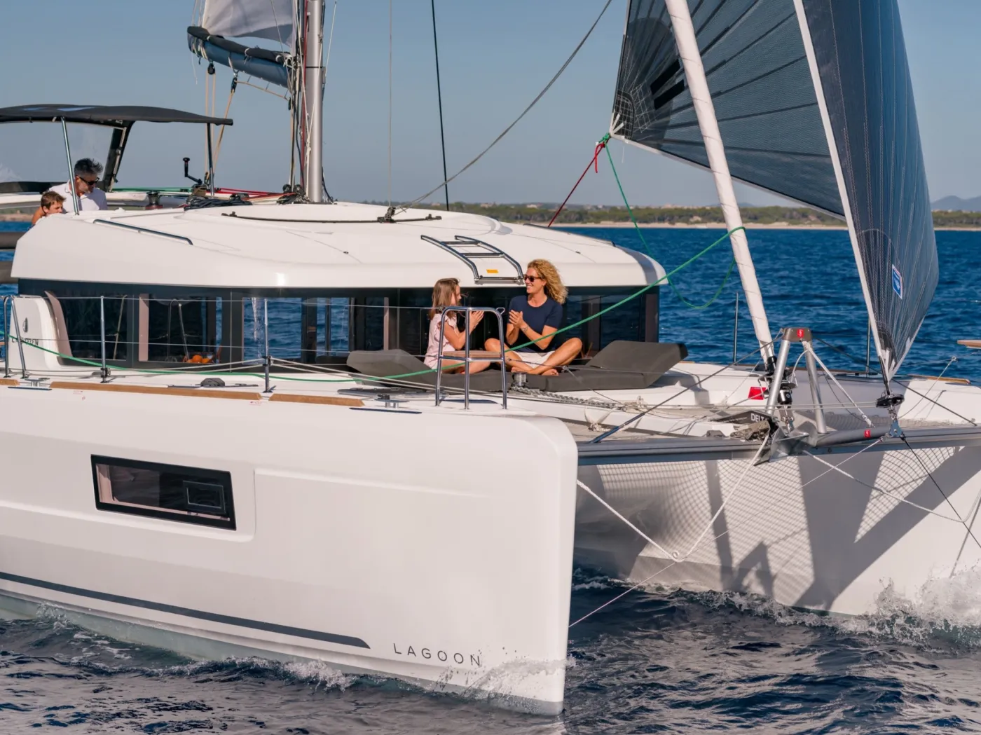 Esmee - Catamaran in Alimos