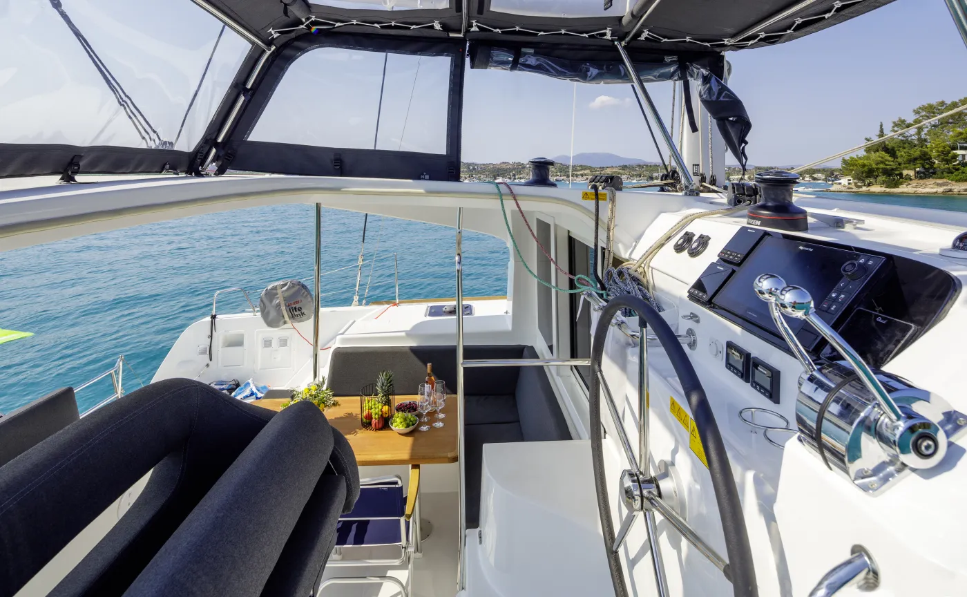 DEMY - Catamaran in Porto Cheli