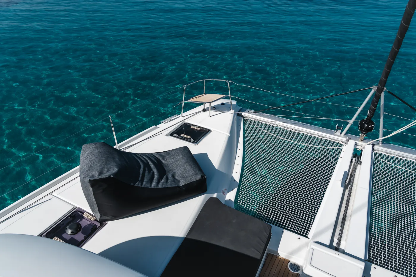 OMNIA - Catamaran in Pireas