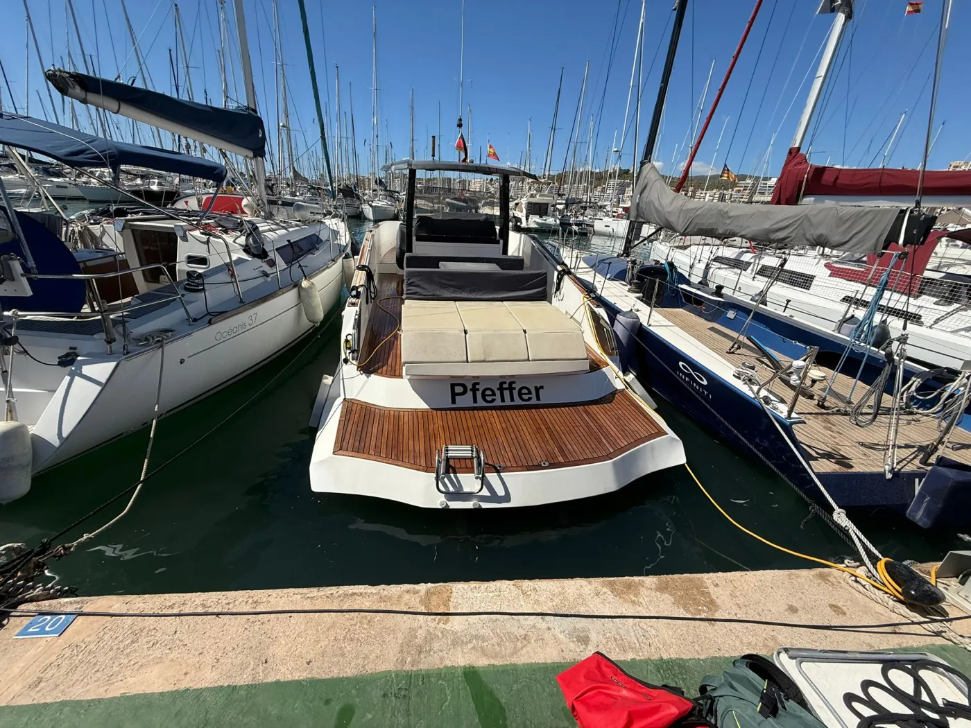 Pfeffer - Motor Yacht in Palma