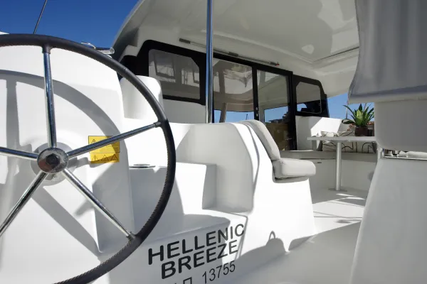 HELLENIC BREEZE