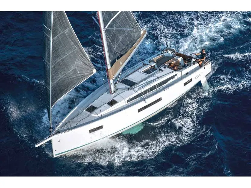 Lyon - Sailboat in Città metropolitana di Messina