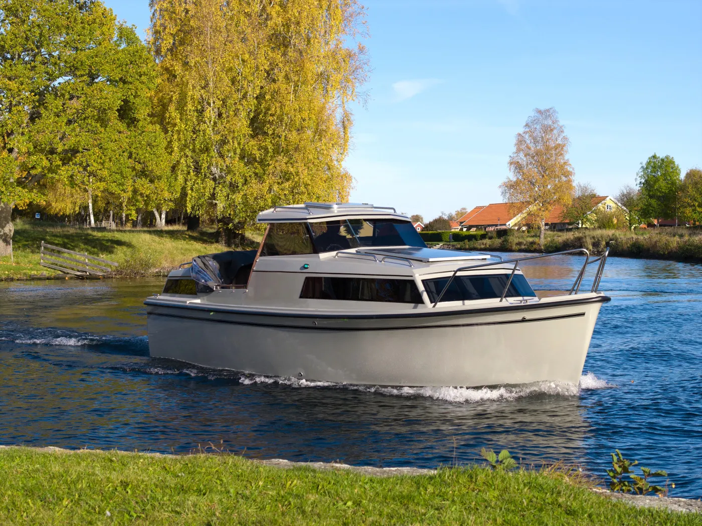 Safir - Motor Yacht in Nordöstra Motala
