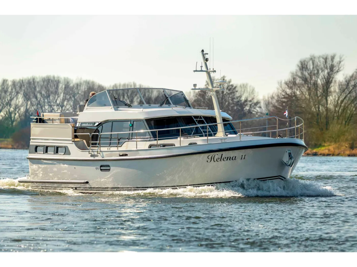 Helena II - Motor Yacht in Kinrooi