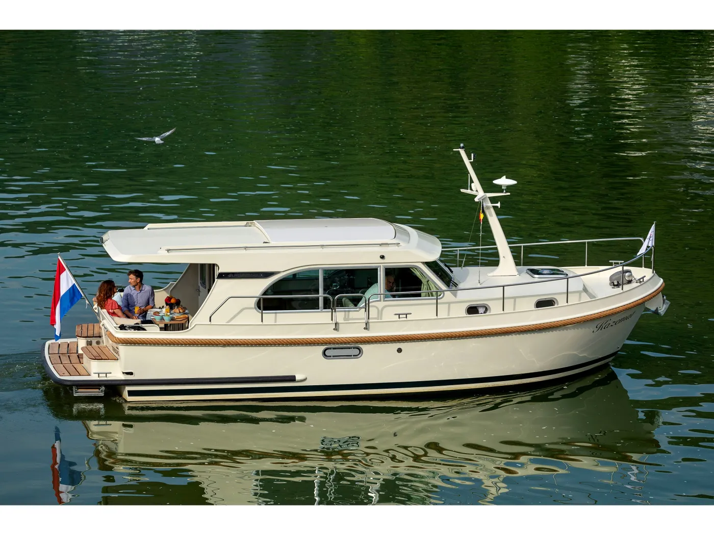Station Racour - Motor Yacht in Kinrooi