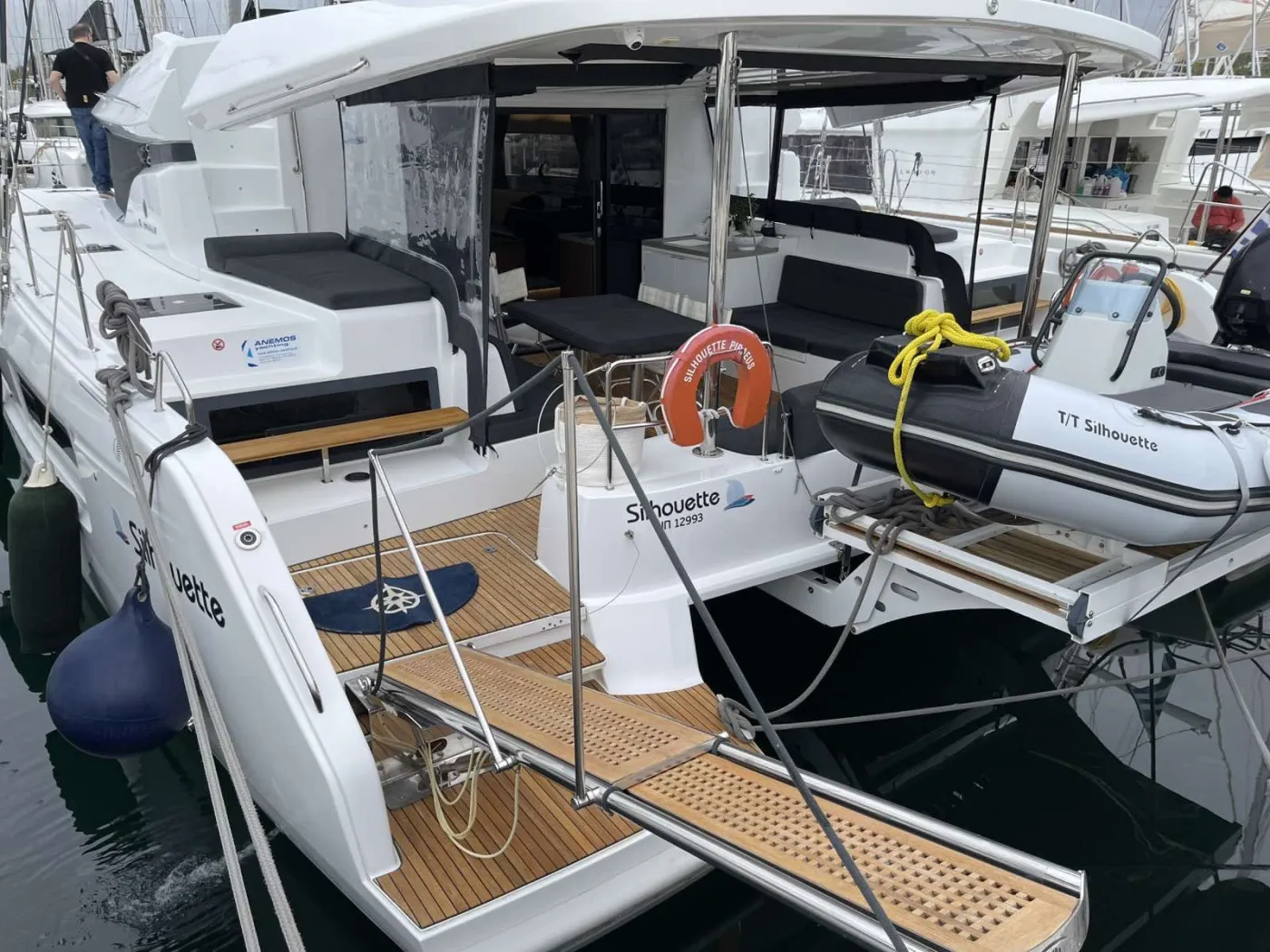 Shilouette - Catamaran in Alimos