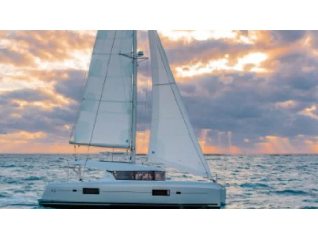 Aria - Catamaran in Volos