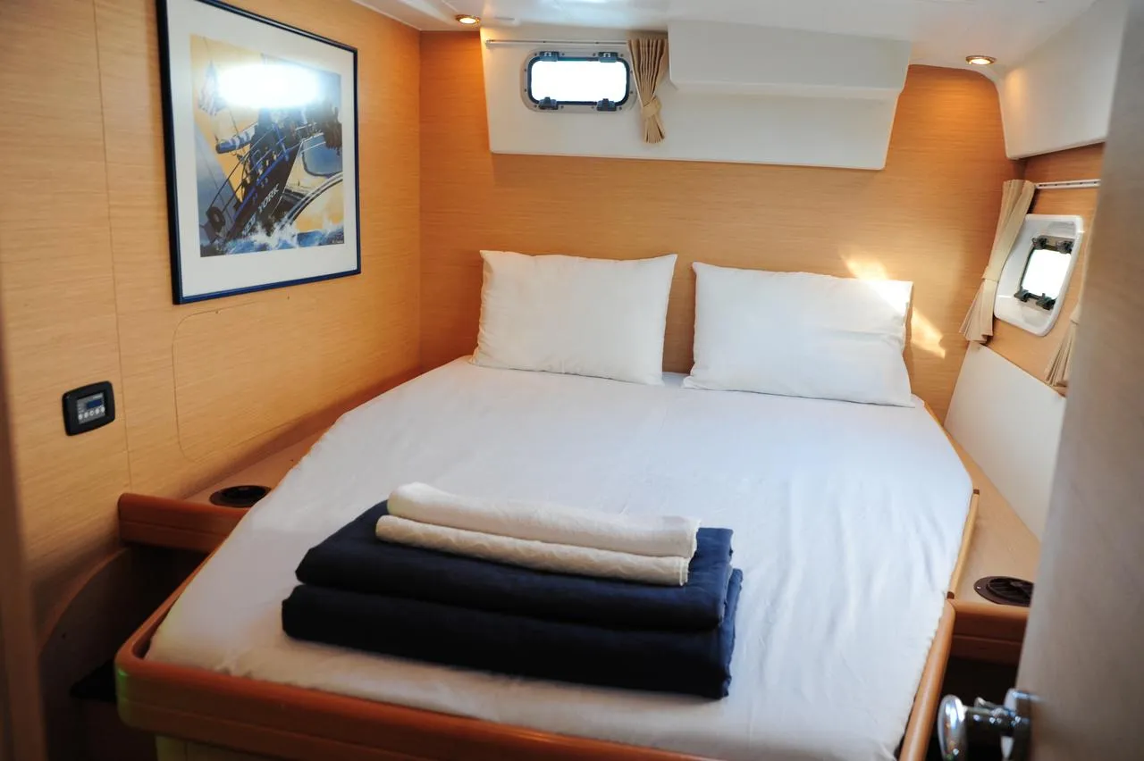 Amelia - Catamaran in Volos