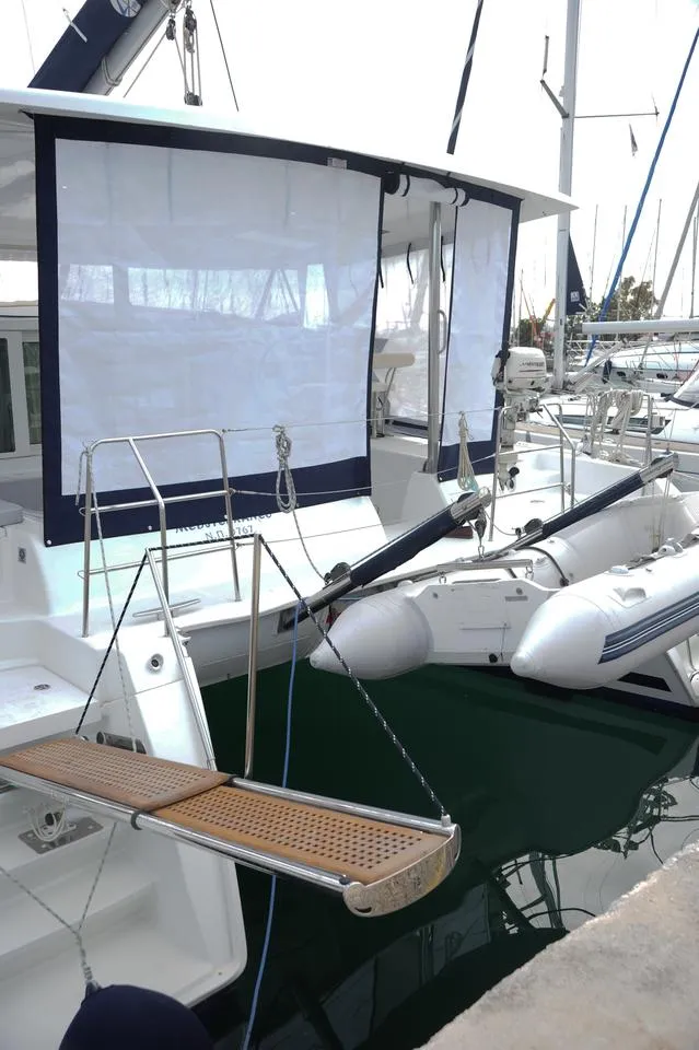 Amelia - Catamaran in Volos