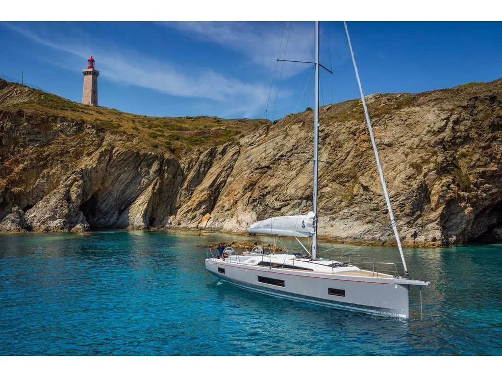 Layla - Sailboat in Volos