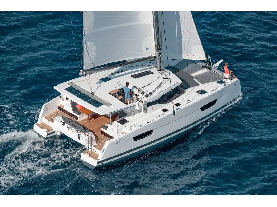 Vetrohod - Catamaran in Volos