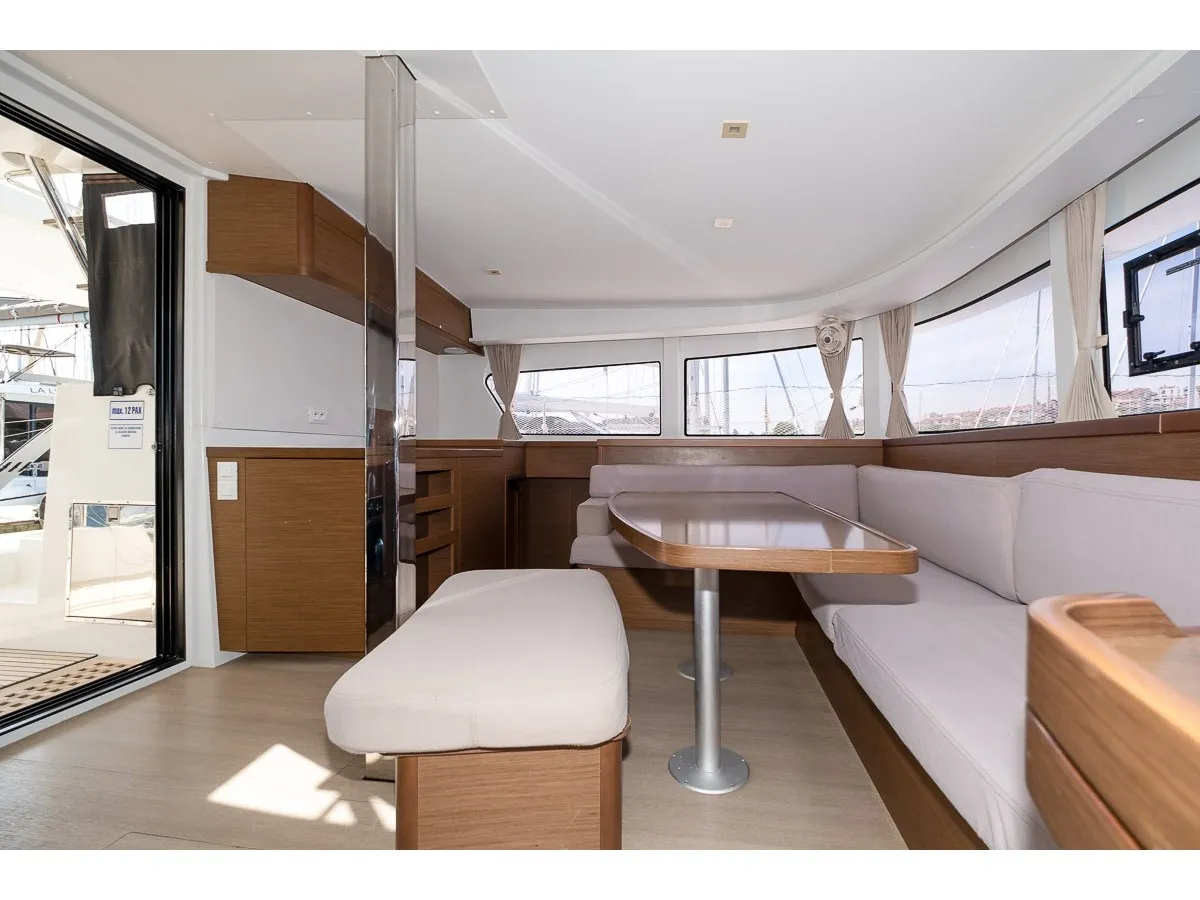 Marina 4 - Catamaran in Skiathos