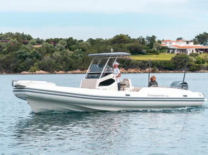 Classic - Motor Yacht in Poltu Quatu