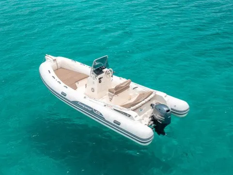 Cap 570 - Motor Yacht in Porto Cervo
