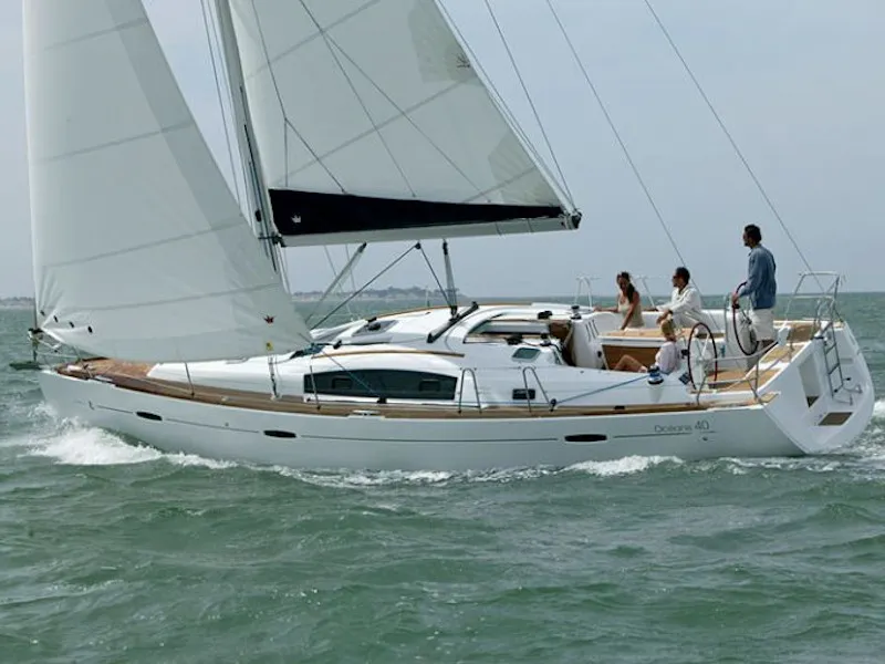 Zynobia - Sailboat in Kiato