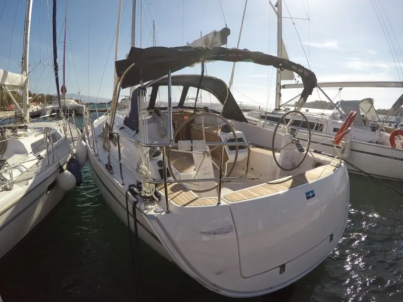 Lady Ann - Sailboat in Kiato
