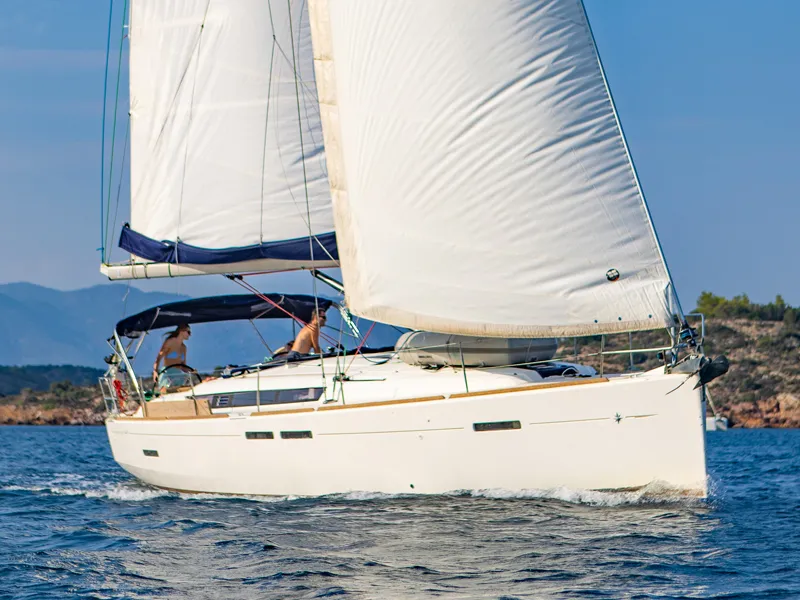 Dimitra - Sailboat in Kiato