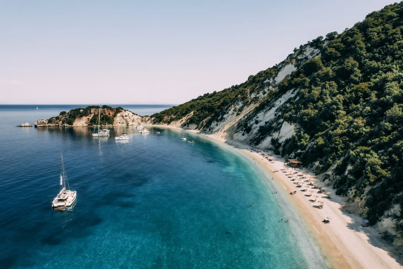 Premium - Catamaran in Ligia