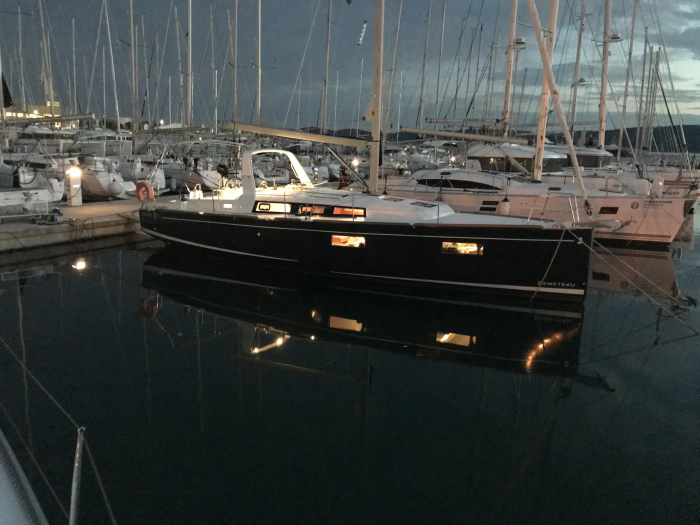 Baby Dory - Yelkenli içinde Baška Voda