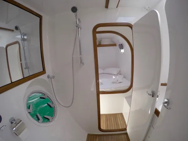 Sapphire (cabin 2)