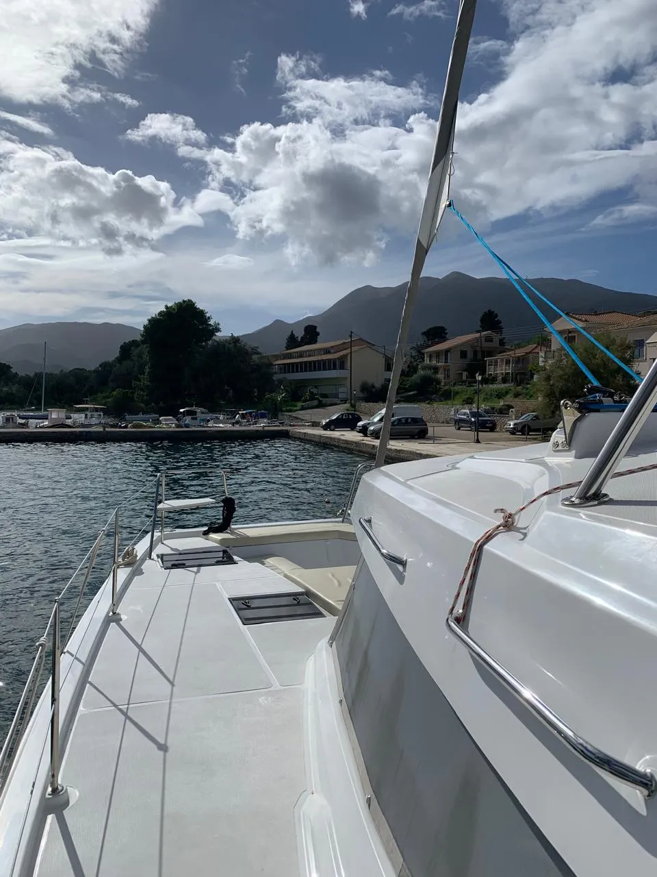 Danae - Katamaran içinde Perigiali