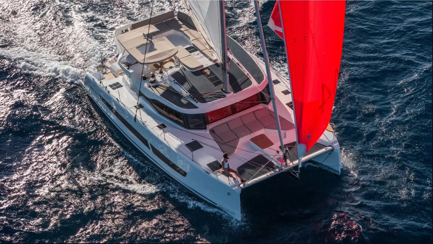 NN - Catamaran in Pula