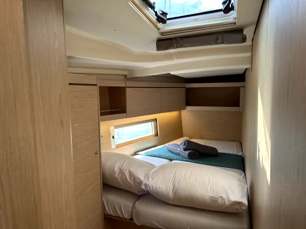 Sail Away (Refit 2025 - A/C - Electric Heads)