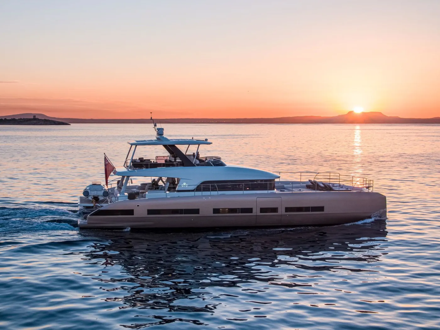 Premium + - Catamaran in Palma