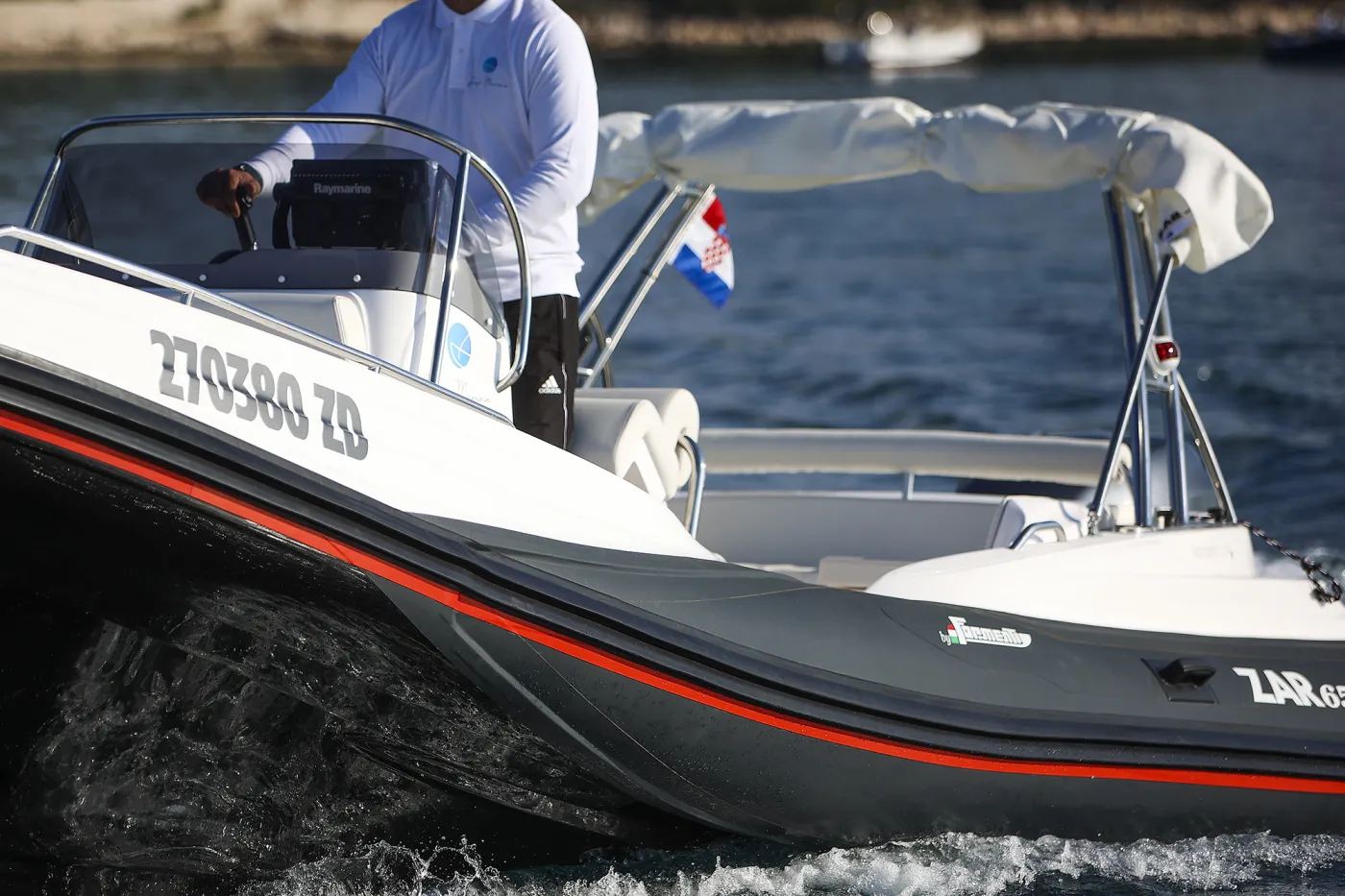 no name - Motor Yacht in Sukošan