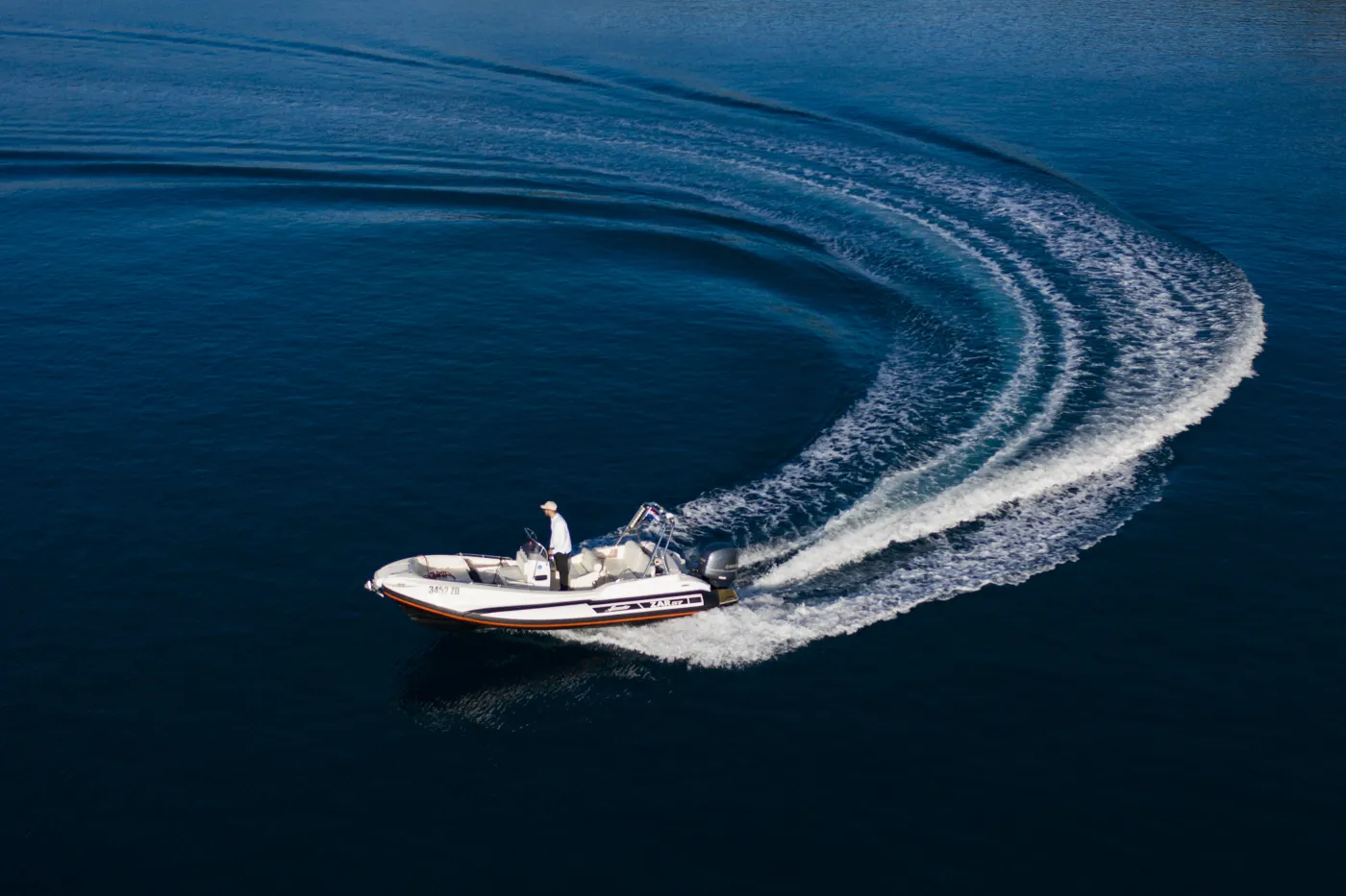 no name - Motor Yacht in Sukošan